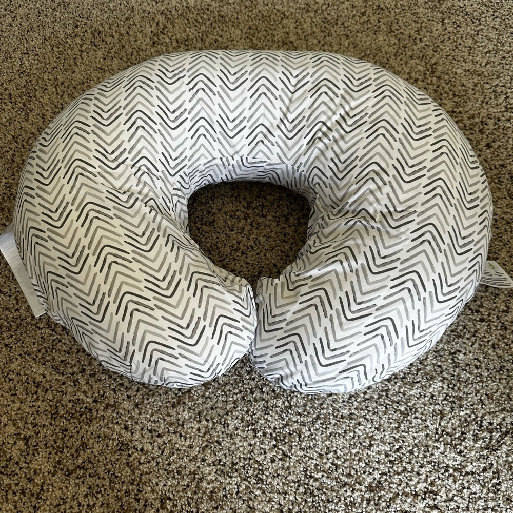 Boppy Chevron Nursing Pillow - Picture 3 of 4